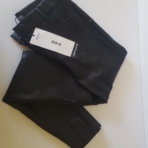 ZARA BLACK FAUX LEATHER PANTS LEGGING SIZE 26